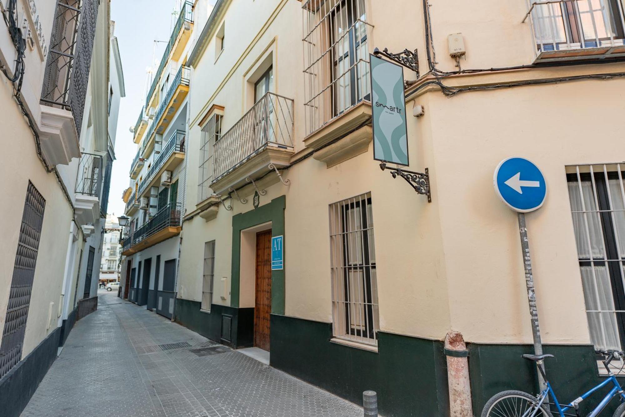 Smartr Sevilla Las Duenas Exterior photo
